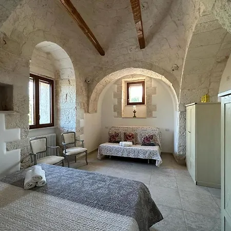 Trullo Cuore Di Pietra Locorotondo