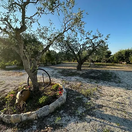 Trullo Cuore Di Pietra * Locorotondo